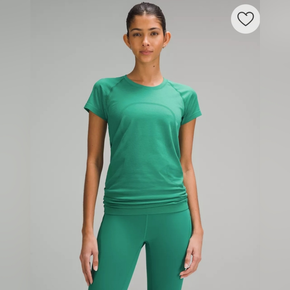Lululemon Swiftly Tech in Cascadia Green